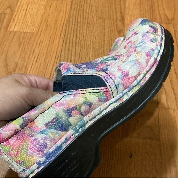 6.5 KLOGS FOOTWEAR Naples Collection Clogs great for someone on their feet a lot - Picture 6 of 15